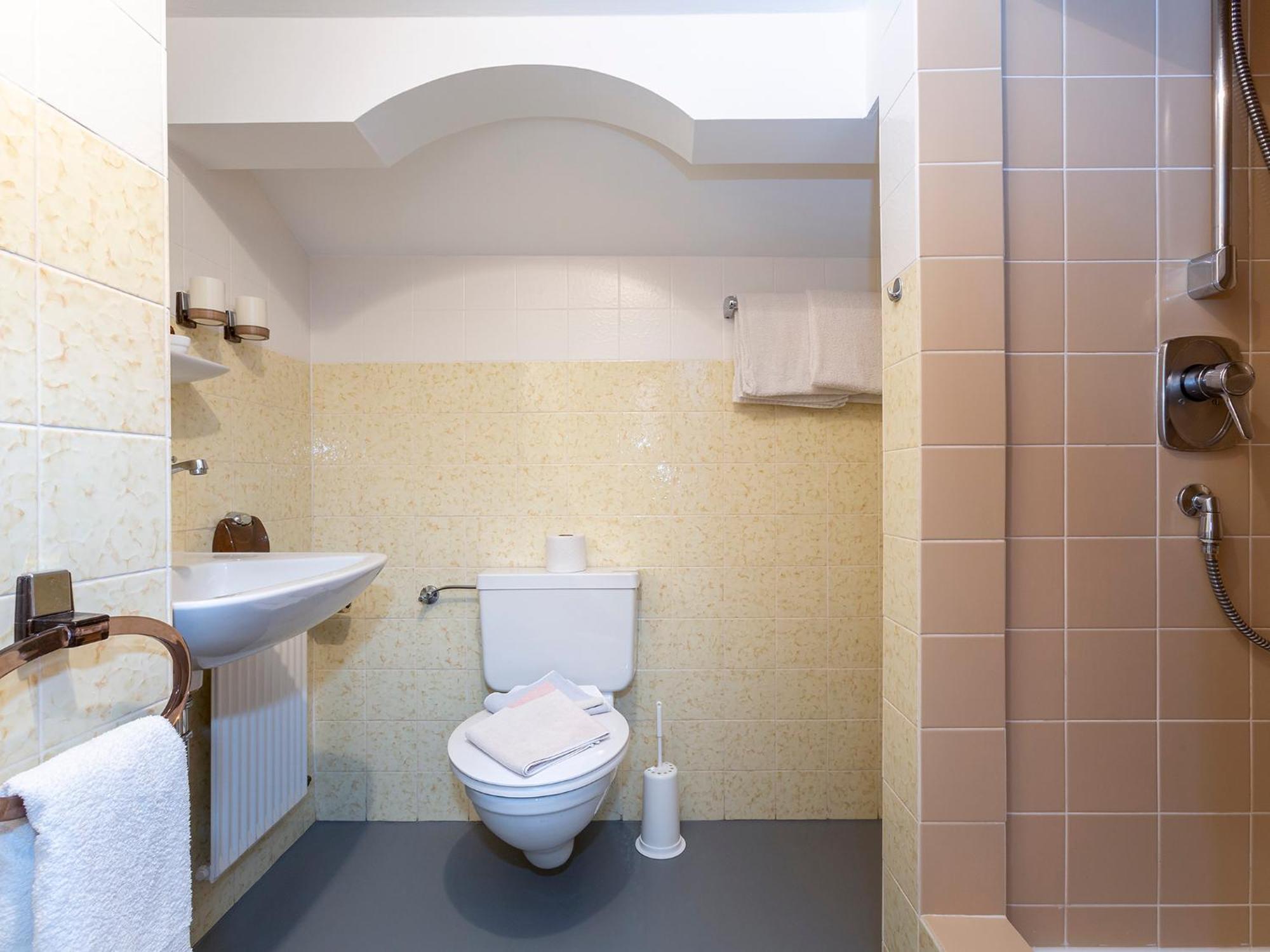 Gaestehaus Weissenbacher-Ferienwohnungen Marquartstein Buitenkant foto